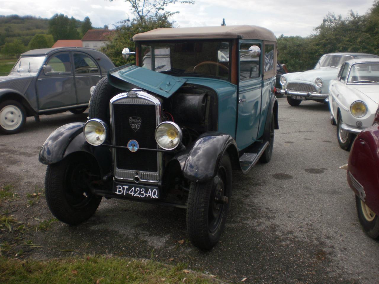B09