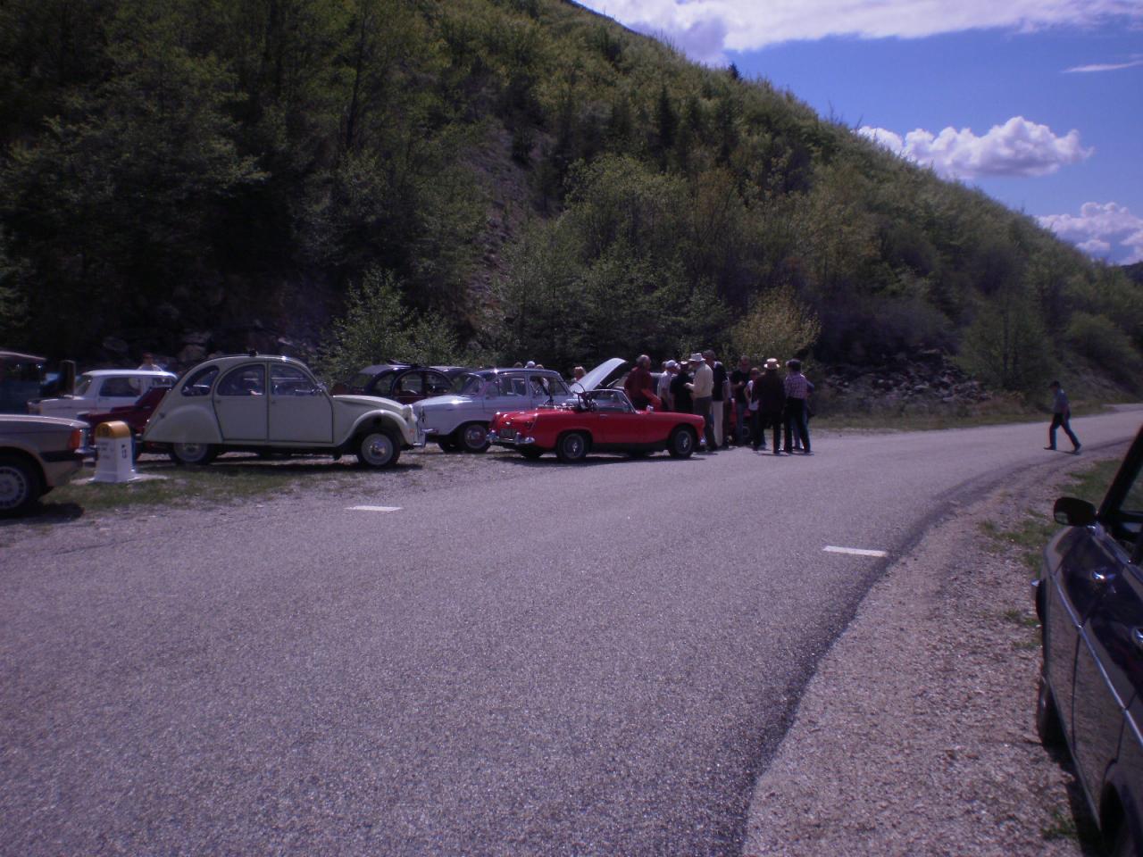 F04