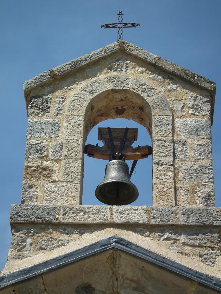 N09